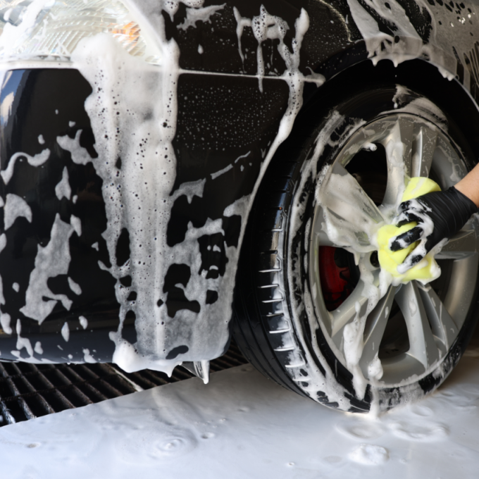 Car wash - Canva
